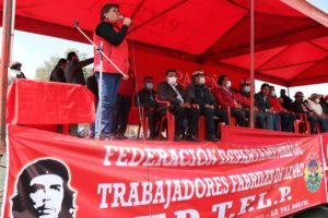 Hoy la Ministra Veronica Navia estuvo presente en el acto de aniversario de los Trabajadores Fabriles.