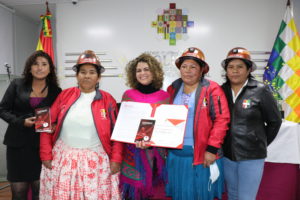 “DE LA CHUNGARA QUE ME PARIÓ, SU HIJA DE LA DOMITILA SOY”, ENSAYO LITERARIO PREMIADO POR EL MINISTERIO DE TRABAJO